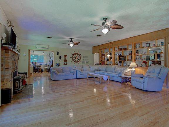 5th image of 15432 Quartz Valley Rd