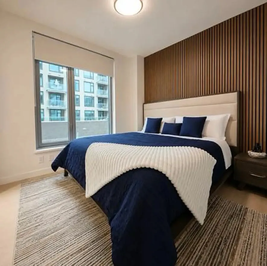 777 Harbourside Dr — Photo 3
