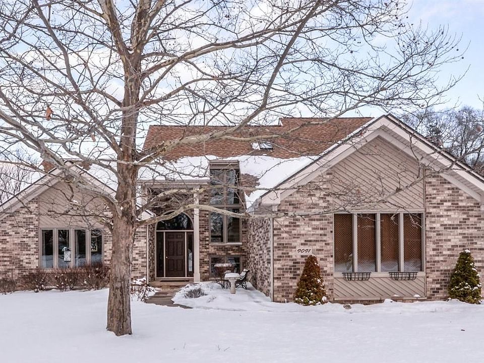 1st image of 9091 Yorkshire Dr