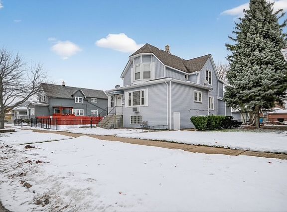 2nd image of 1207 N 16th Ave