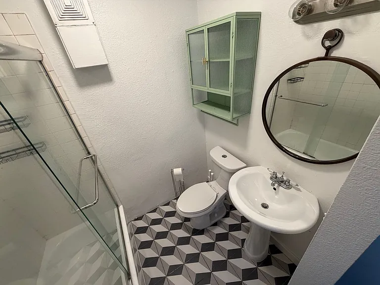 Beachwood Tower — Photo 7