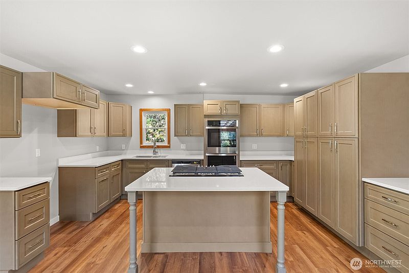 5th image of 259 10 Tooley Rd