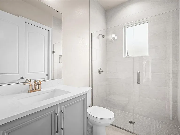 3682 Durksly Dr — Photo 25