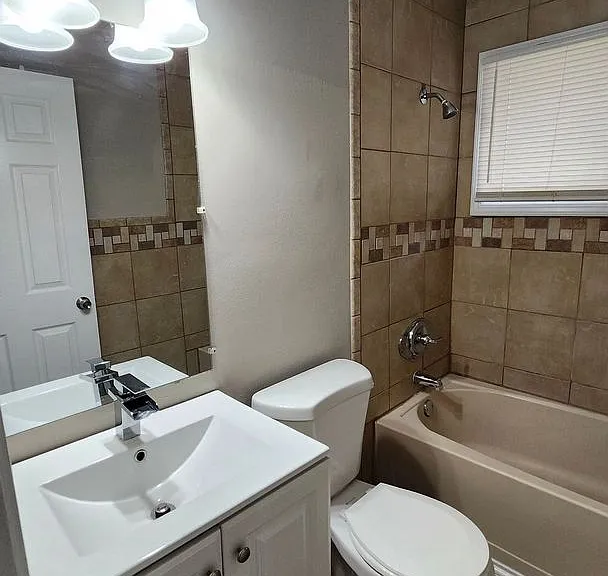 3415 Hyland Dr — Photo 9
