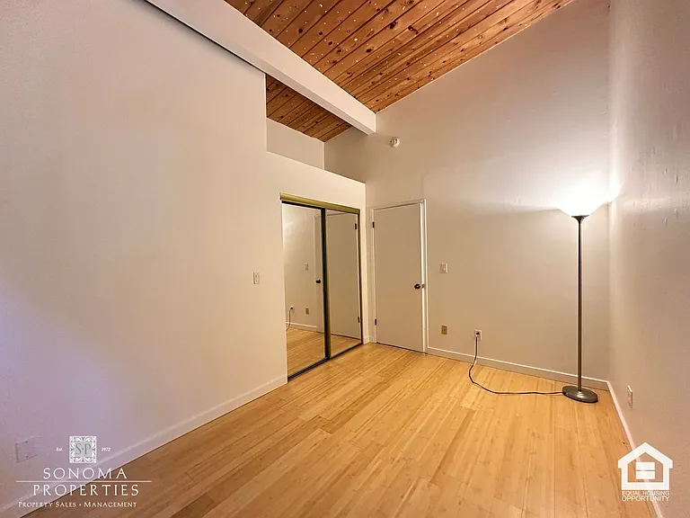 417 Brazil St — Photo 17