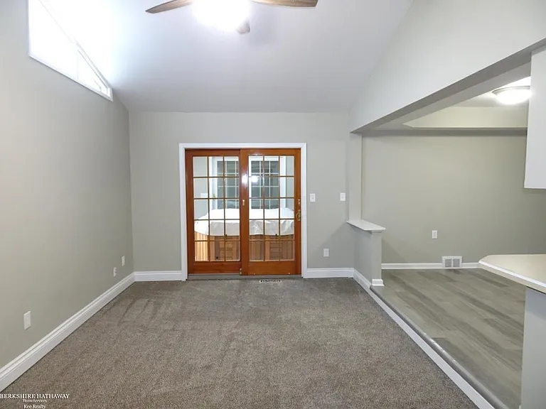 32106 Gainsborough Dr — Photo 10