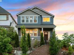 12917 SW River Terrace Blvd, Beaverton, OR 97007