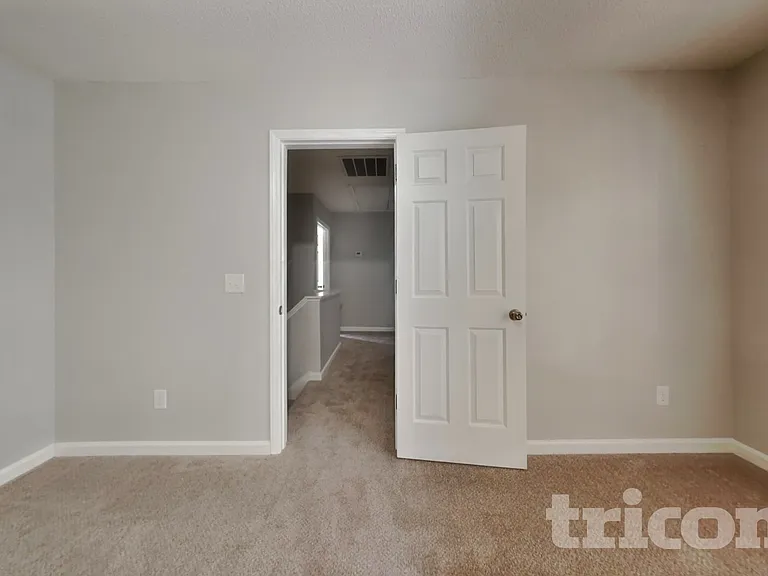 4828 Lighthouse Ct — Photo 17