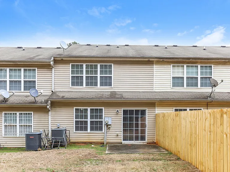 340 Parkway Rd #340 — Photo 17