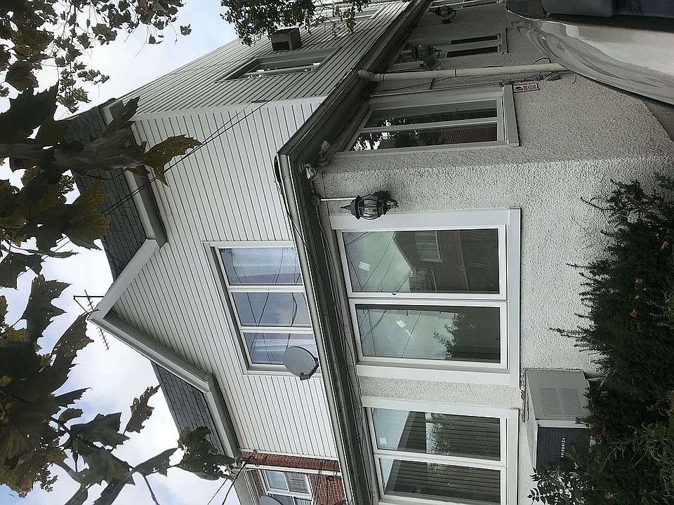 1st image of 1047 E 84th St #1