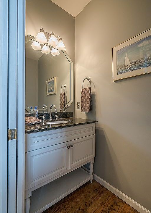 1st image of 201 Turnberry Place Dr