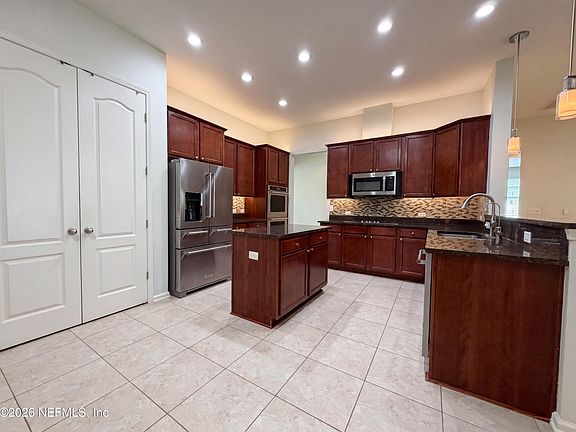 2nd image of 367 TRELLIS BAY Drive