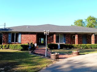 10707 Coogle Ln, Fairdale, KY 40118