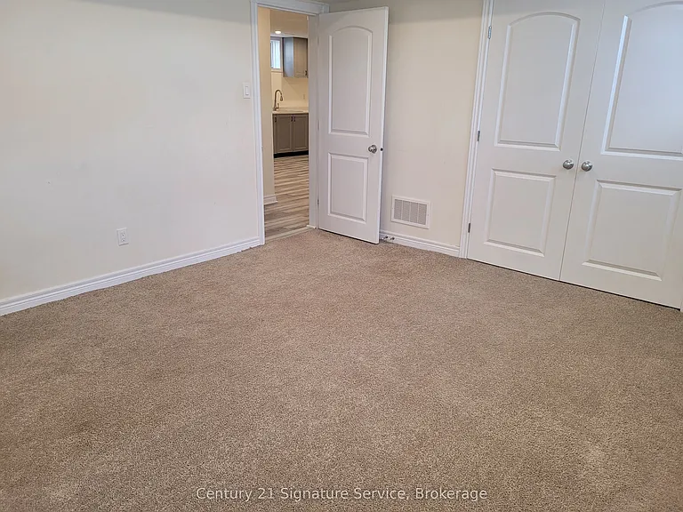 31 Maryann Ln #BASEMENT — Photo 8