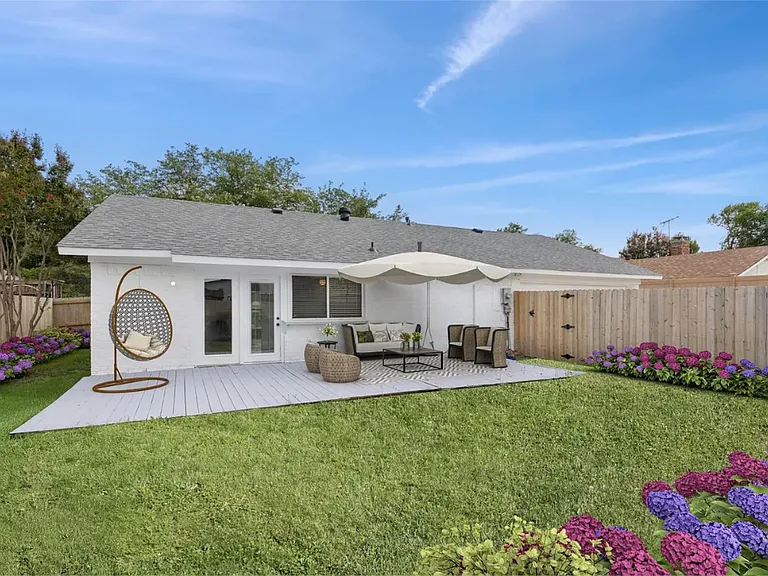 1805 Eastfield Dr — Photo 17