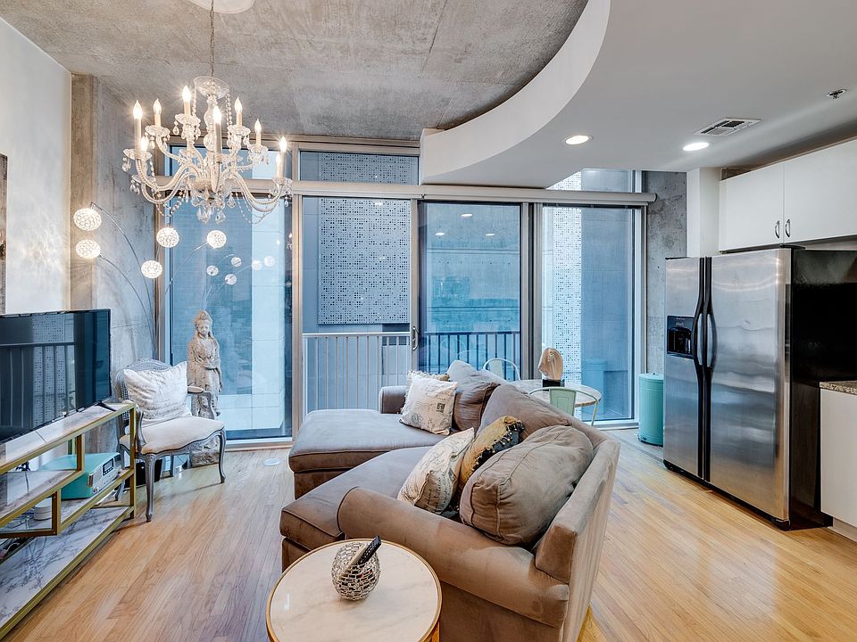 1st image of 301 Demonbreun St Unit 409