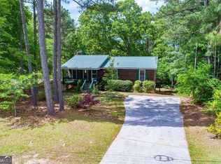 1020 Cross Plains Rd, Carrollton, GA 30116