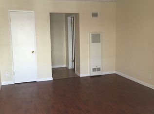 2307 W Florence Ave APT 4, Los Angeles, CA 90043