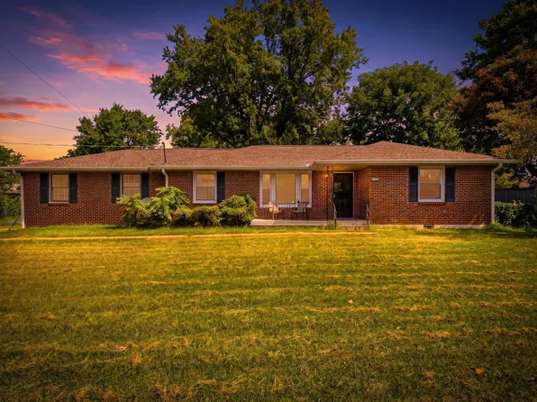 2952 Hillhurst Dr, Nashville, TN 37207