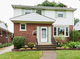 1664 Westchester Blvd, Westchester, IL 60154