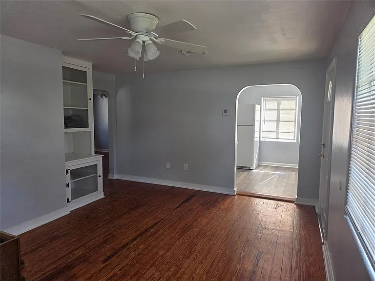 101 E Atwater Ave — Photo 12