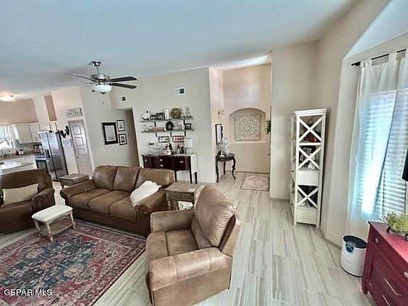 5th image of 13825 Flora Vista Ave