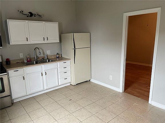 3rd image of 78 N Main St