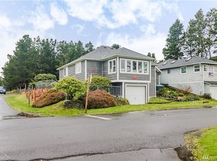 4503 K Pl, Seaview, WA 98644