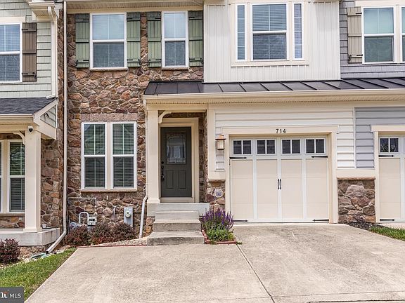 2nd image of 714 Shady Creek Ct