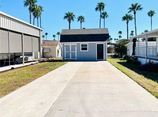 2505 Bobolink Cir W, Palmview, TX 78572