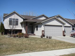826 16th Ave W, West Fargo, ND 58078