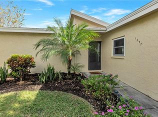 1577 Amberlea Dr S, Dunedin, FL 34698