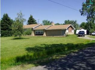 4981 Carleton Rockwood Rd, South Rockwood, MI 48179