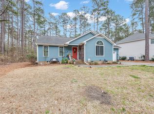 633 Lilac Ln, Vass, NC 28394