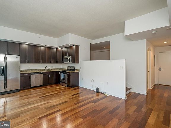 2nd image of 22 S Front St APT 305