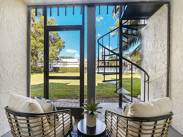 The Pointe at Clearwater — Photo 32