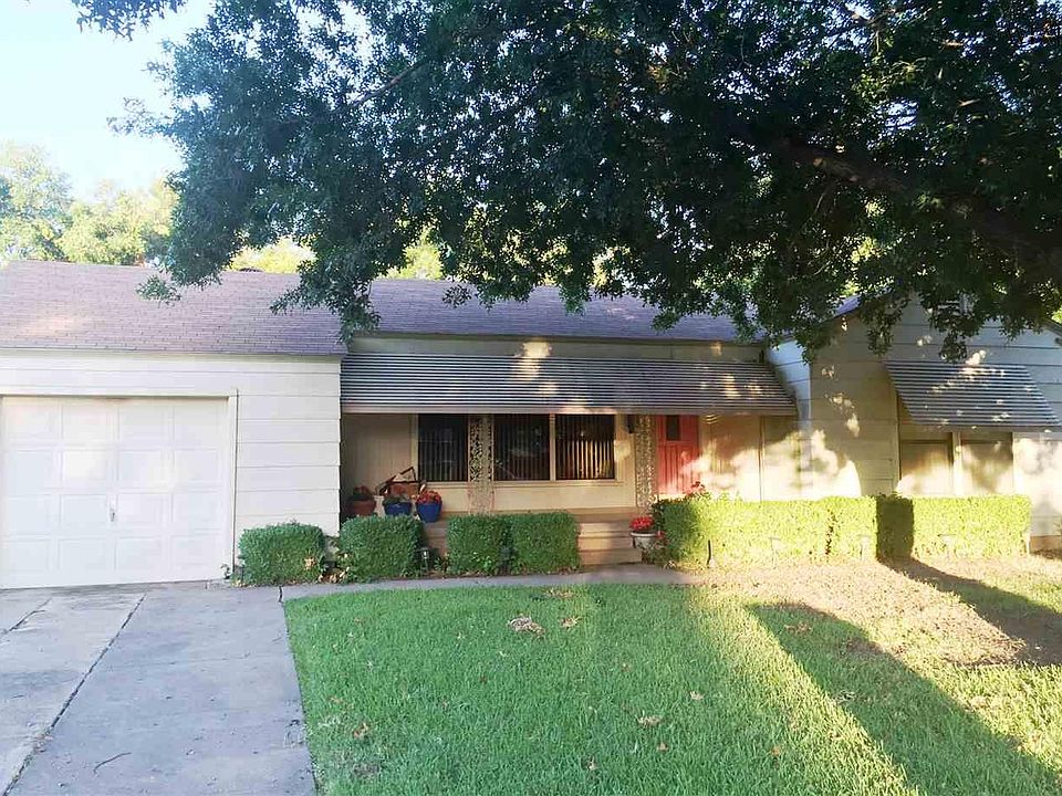1st image of 3417 Sherwood Ln