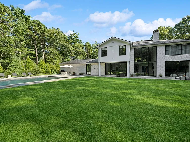 2 Old Pine Dr — Photo 24