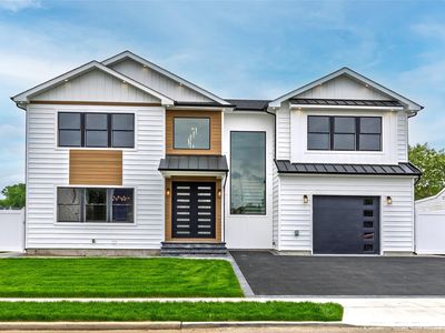 100 Friends Lane, Westbury, NY, 11590