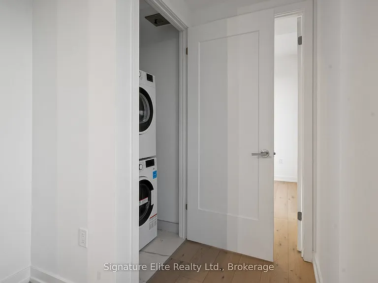 801 The Queensway #1014 — Photo 18