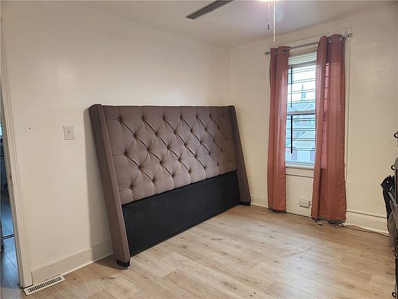 5th image of 150 Overland Ave