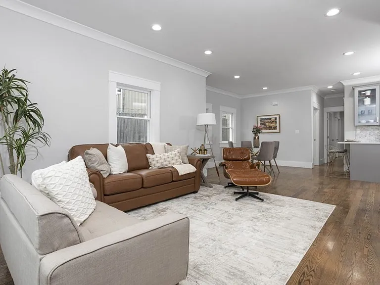 10 Grant St #1 — Photo 2