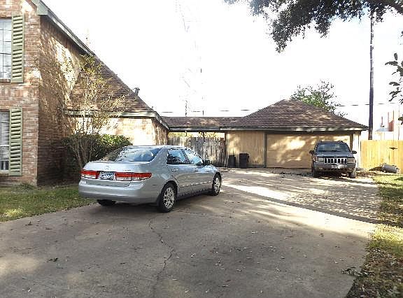 3rd image of 22003 Joshua Kendell Ln
