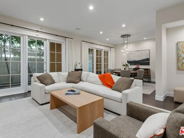 11500 San Vicente Blvd APT 216, Los Angeles, CA 90049