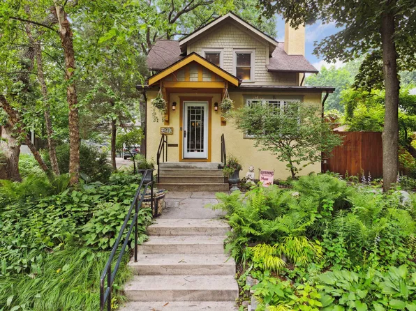 215 Cecil St SE, Minneapolis, MN 55414