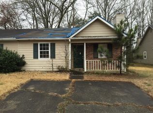 5135 Lakeview Ct, Marietta, GA 30106