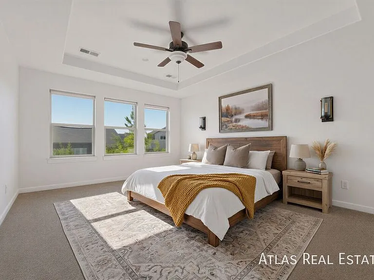 2092 Glean Dr — Photo 21