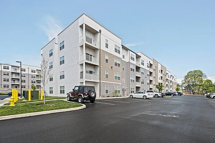 Emerson Flats — Photo 2