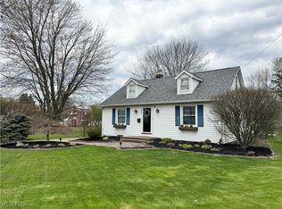 2648 Highland Ave, Poland, OH 44514