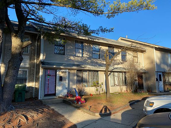 4th image of 111 Coventry Dr
